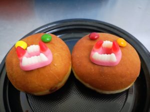Vampodonut's spécialité ENIGMAPARC pour Halloween